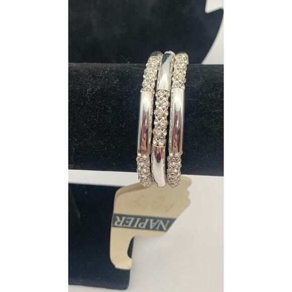 NWT NAPIER Sparkly Silver Tone 3 Row Layered Bangle Bracelet Adjustable Signed - Picture 1 of 6